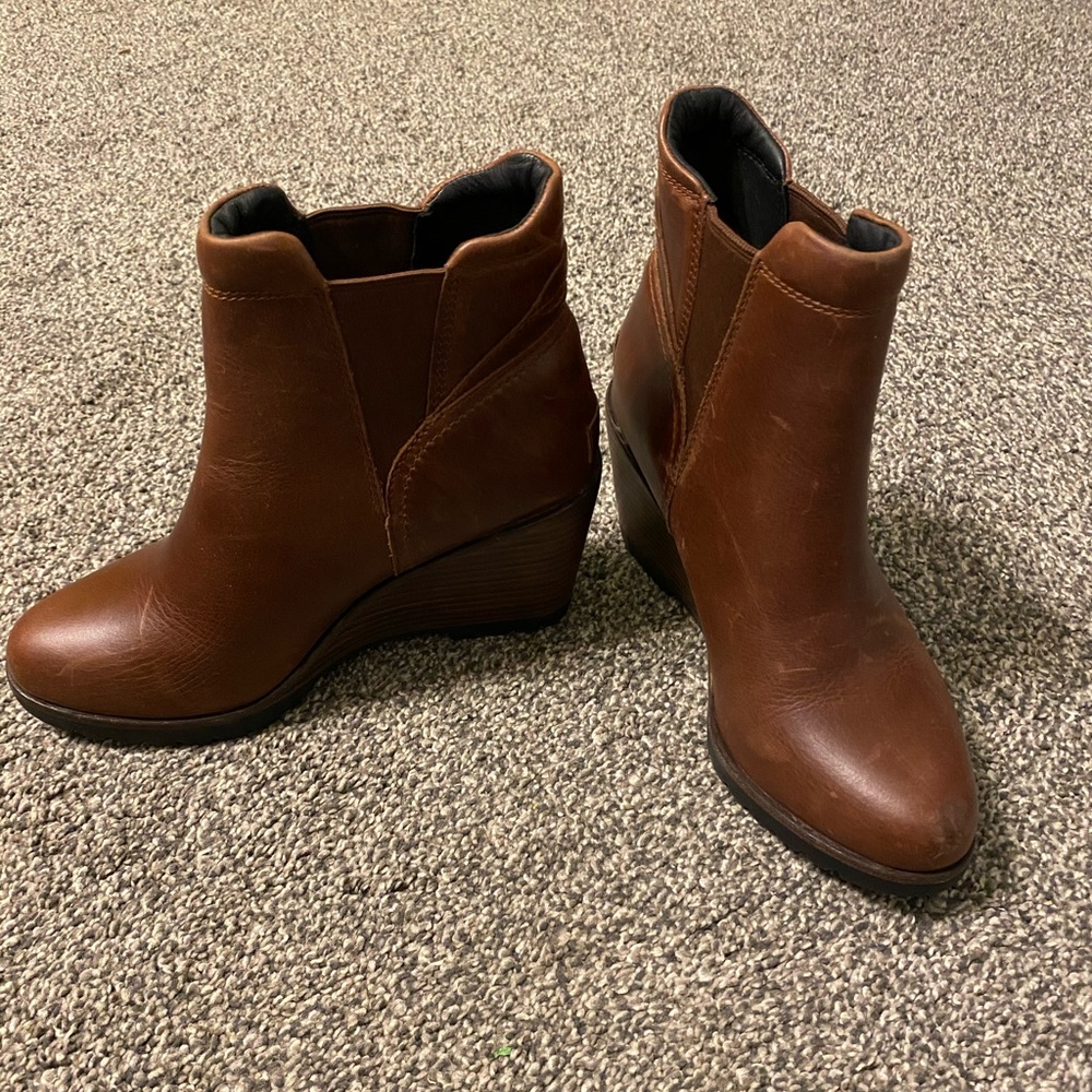 Sorel Burro Wedge Ankle Boots - 7 - Picture 2 of 4